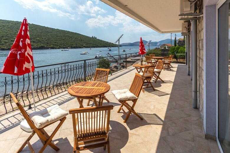 Villa San Apartments