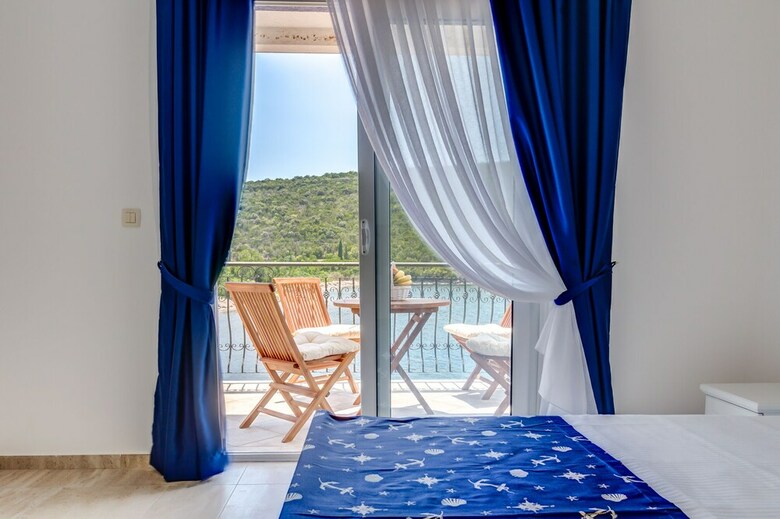 Villa San Apartments