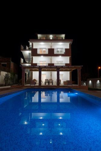 Villa Sandy Apartments