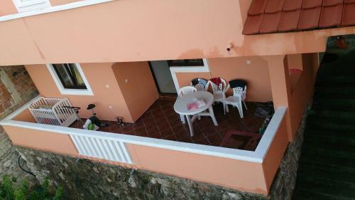 Apartments Dragojevi?
