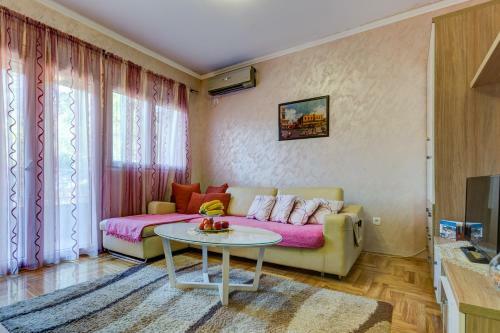 Jovana Apartment