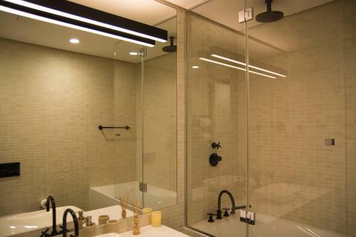 Leona Residences Apartment