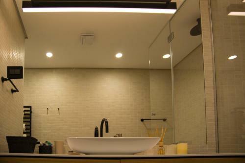 Leona Residences Apartment
