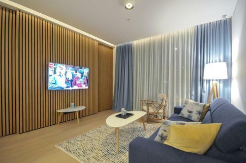 Leona Residences Apartment