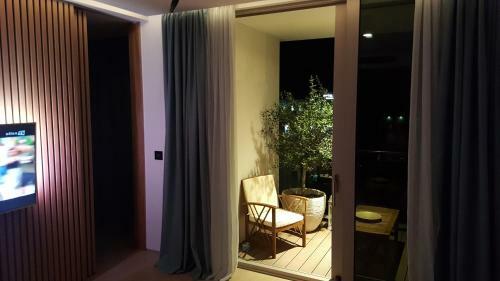 Leona Residences Apartment
