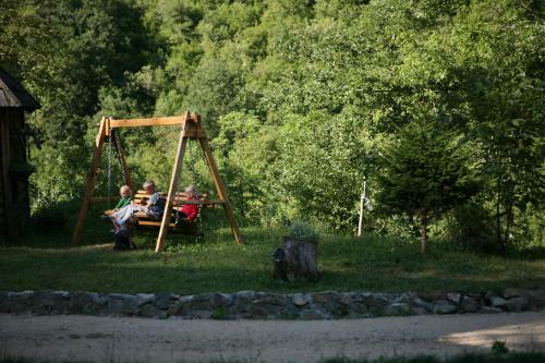 Grab Ethno Village And Camp
