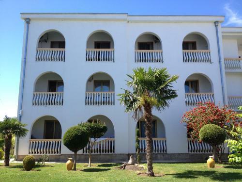 Blue Star Apartments