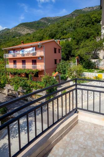 Villa Maria Apartments