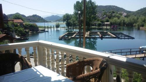Skadar Lake - Karu? Apartments