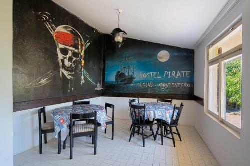 Hostel Pirate
