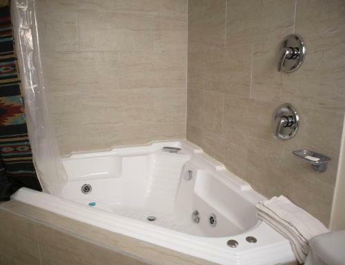Hotel California Comfort & Suites