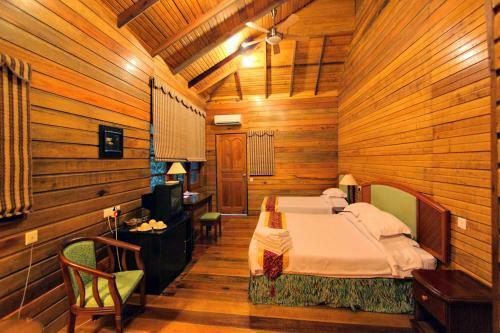 Hotel Borneo Tropical Rainforest Resort