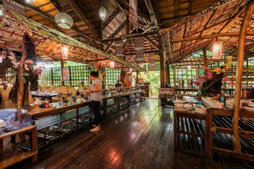 Hotel Borneo Tropical Rainforest Resort