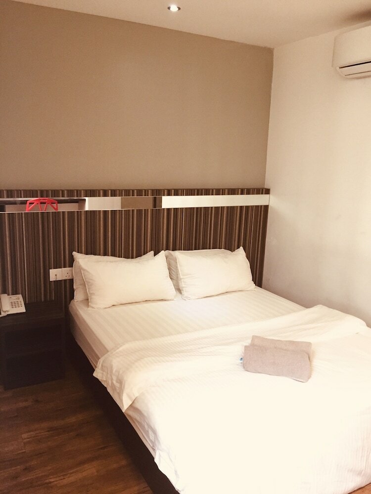 Kino Hotel