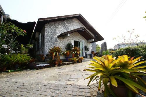 The Green Cottage