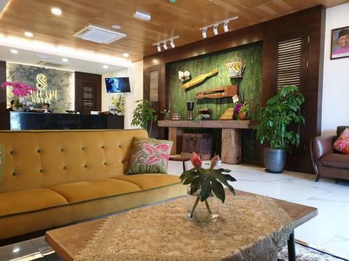 Serapi Hotel
