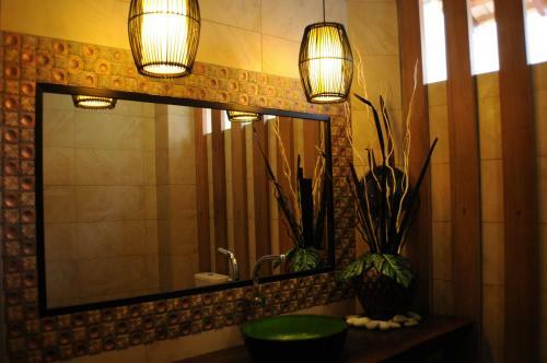 Hostal Marina Oriental Hotel