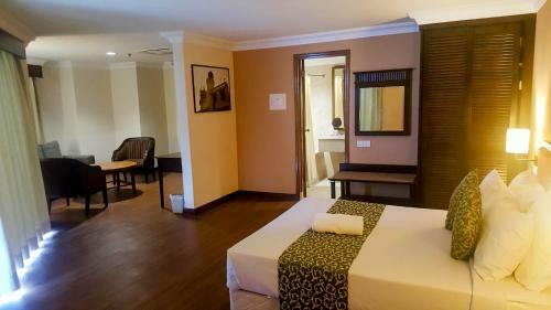 Hotel Legacy