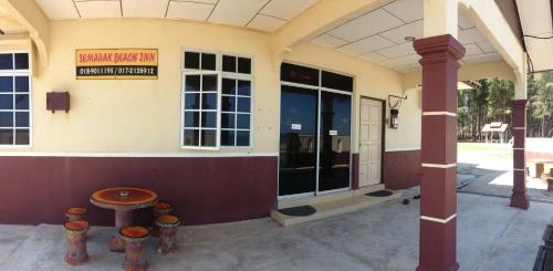 Posada Semarak Beach Inn