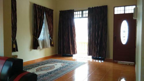 Mnyf Beach Homestay
