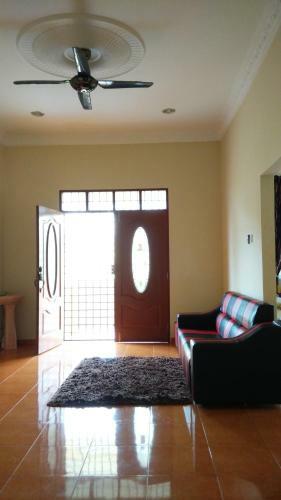 Mnyf Beach Homestay