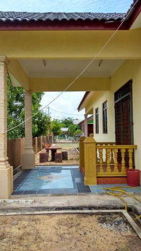 Mnyf Beach Homestay