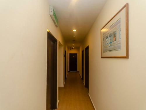 Oyo 596 The Vintage Hotel