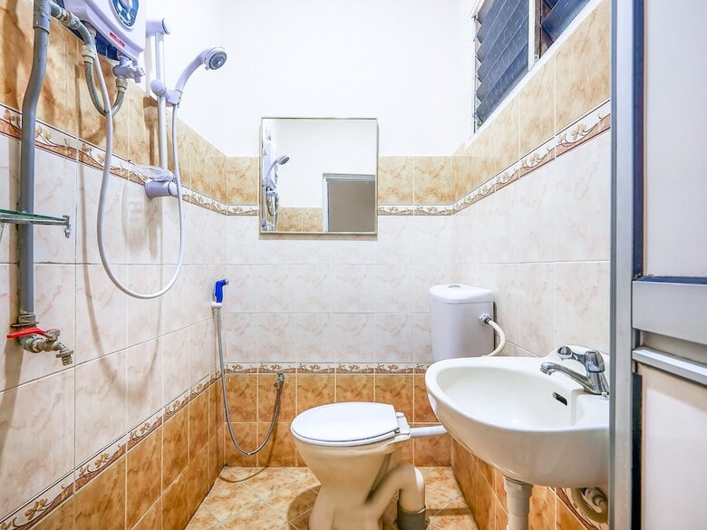 Hotel Oyo 491 D'anjung Inn