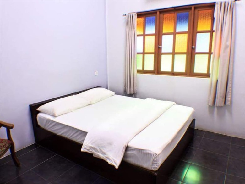 Hotel Sabak Awor Resort