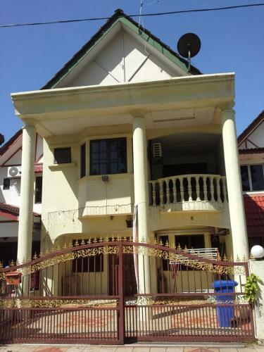 Homestay, Shah Alam