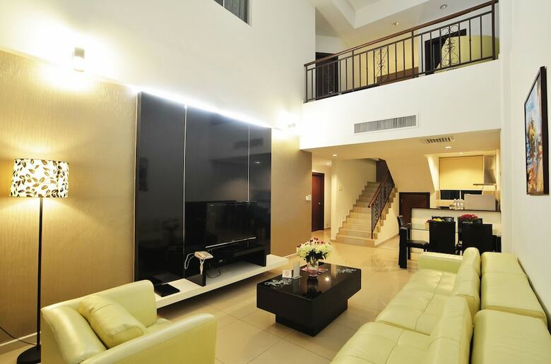 Hotel Amansari Residence Resort