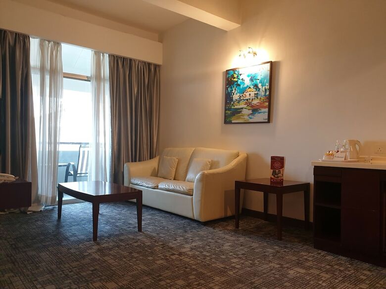 Hotel Amansari Residence Resort