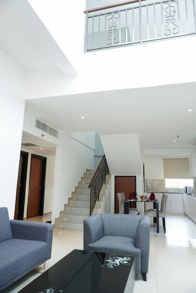 Hotel Amansari Residence Resort