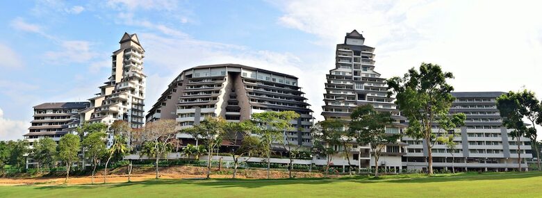 Hotel Amansari Residence Resort
