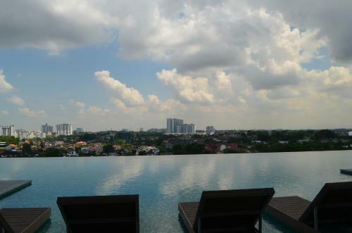 Apartamentos 1 Tebrau Suites By Subhome