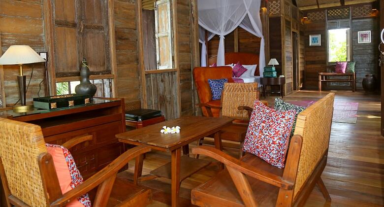 Hotel Kunang Kunang Heritage Villas