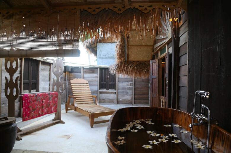 Hotel Kunang Kunang Heritage Villas