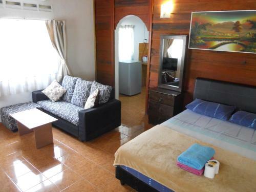 Hostal Rainbow Lodge