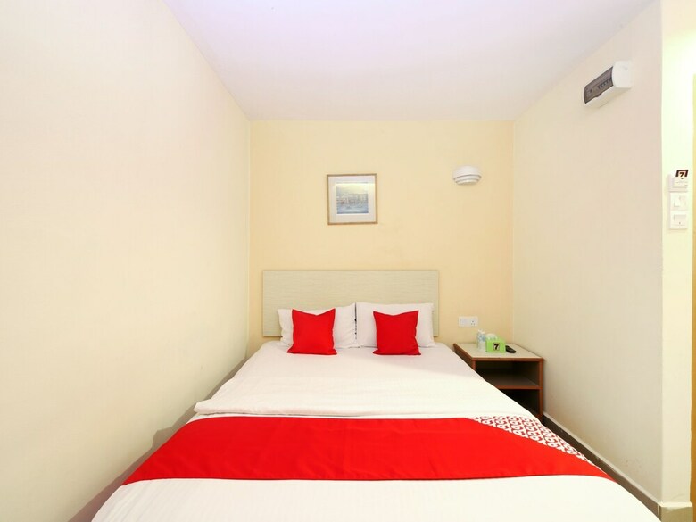 Oyo 635 Seven Days Hotel