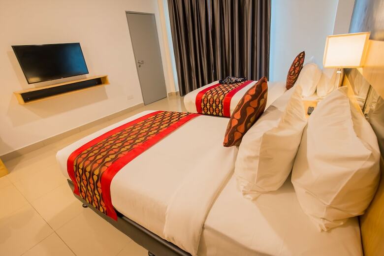 Adya Hotel Chenang