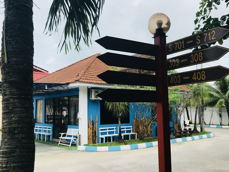 Shell Out Cenang Beach Resort