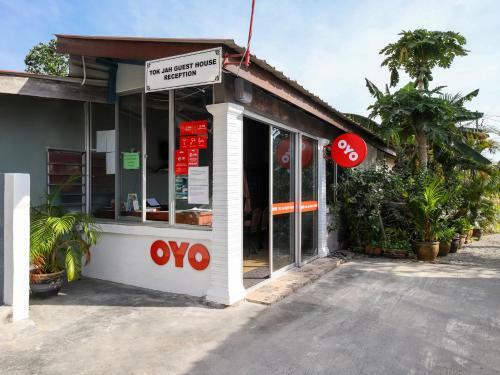 Hostal Oyo 43986 Tok Jah Guest House