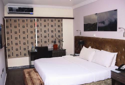 Hotel Capital Inn Plus