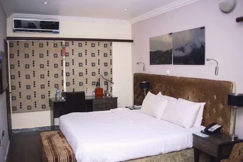 Hotel Capital Inn Plus