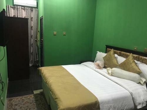 Kaura Hotel And Suites