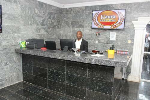 Kaura Hotel And Suites