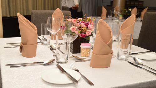 Hotel Treasures Suites & Conferences Abuja