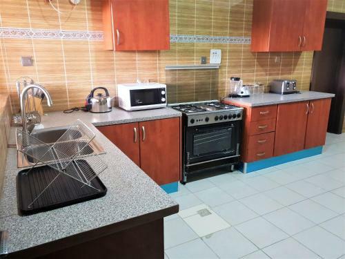 Serendib Hotel & Service Apartments