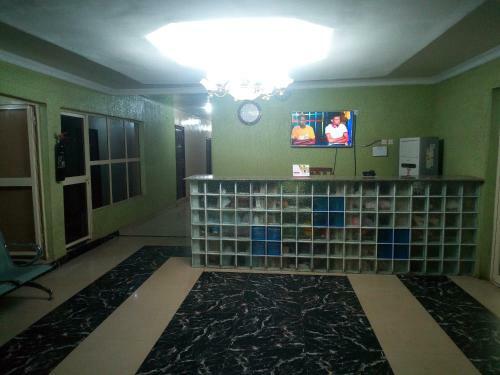 Wise Hotel