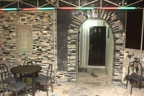 Hotel Double One Suites & Lodge